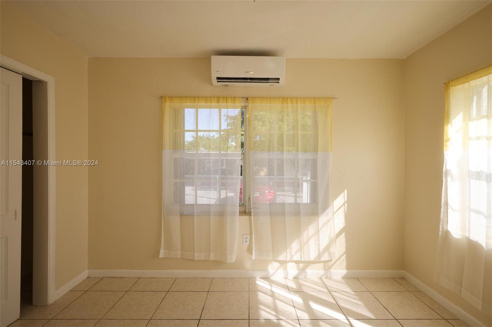 501 SW 16th Ave 6, Miami, Florida 33135, 1 Bedroom Bedrooms, ,1 BathroomBathrooms,Residentiallease,For Rent,501 SW 16th Ave 6,A11543407