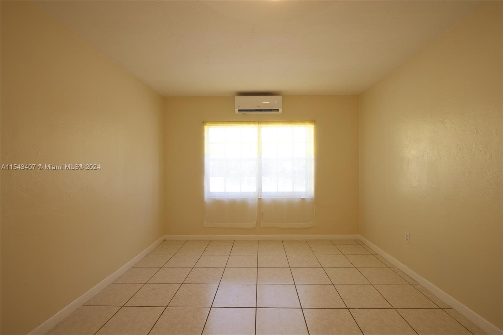 501 SW 16th Ave 6, Miami, Florida 33135, 1 Bedroom Bedrooms, ,1 BathroomBathrooms,Residentiallease,For Rent,501 SW 16th Ave 6,A11543407