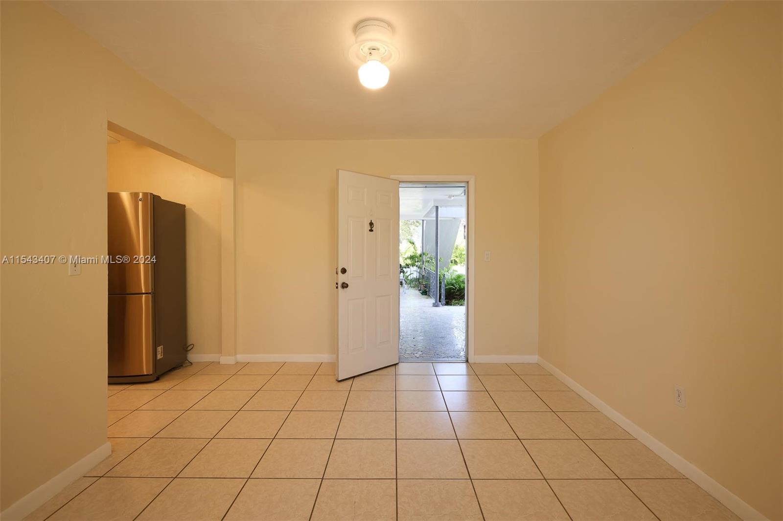 501 SW 16th Ave 6, Miami, Florida 33135, 1 Bedroom Bedrooms, ,1 BathroomBathrooms,Residentiallease,For Rent,501 SW 16th Ave 6,A11543407