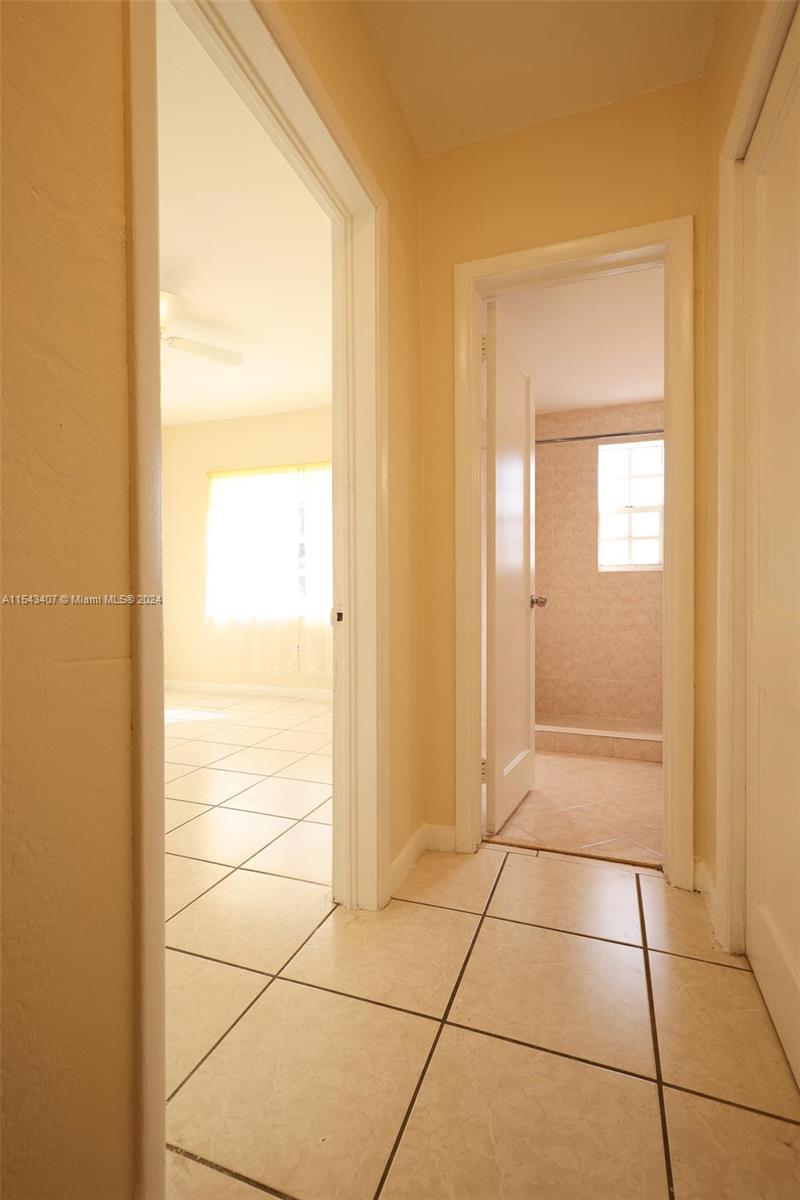 501 SW 16th Ave 6, Miami, Florida 33135, 1 Bedroom Bedrooms, ,1 BathroomBathrooms,Residentiallease,For Rent,501 SW 16th Ave 6,A11543407