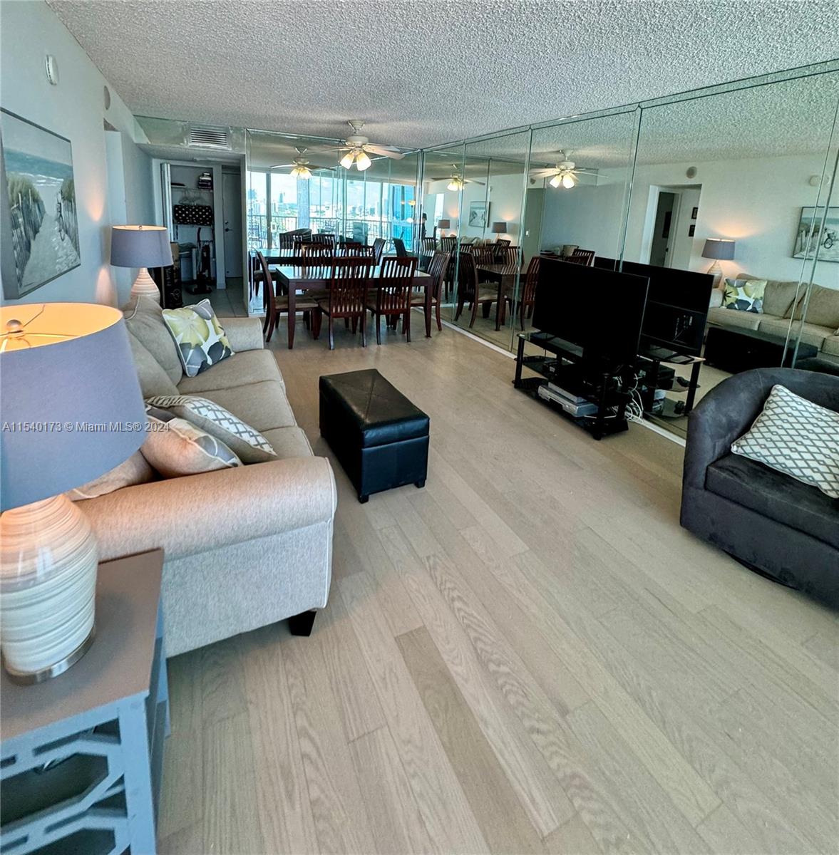Master Bedroom City View
