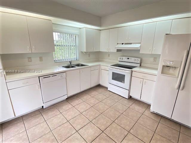 480 SE 22nd Ln 0, Homestead, Florida 33033, 2 Bedrooms Bedrooms, ,2 BathroomsBathrooms,Residentiallease,For Rent,480 SE 22nd Ln 0,A11543508