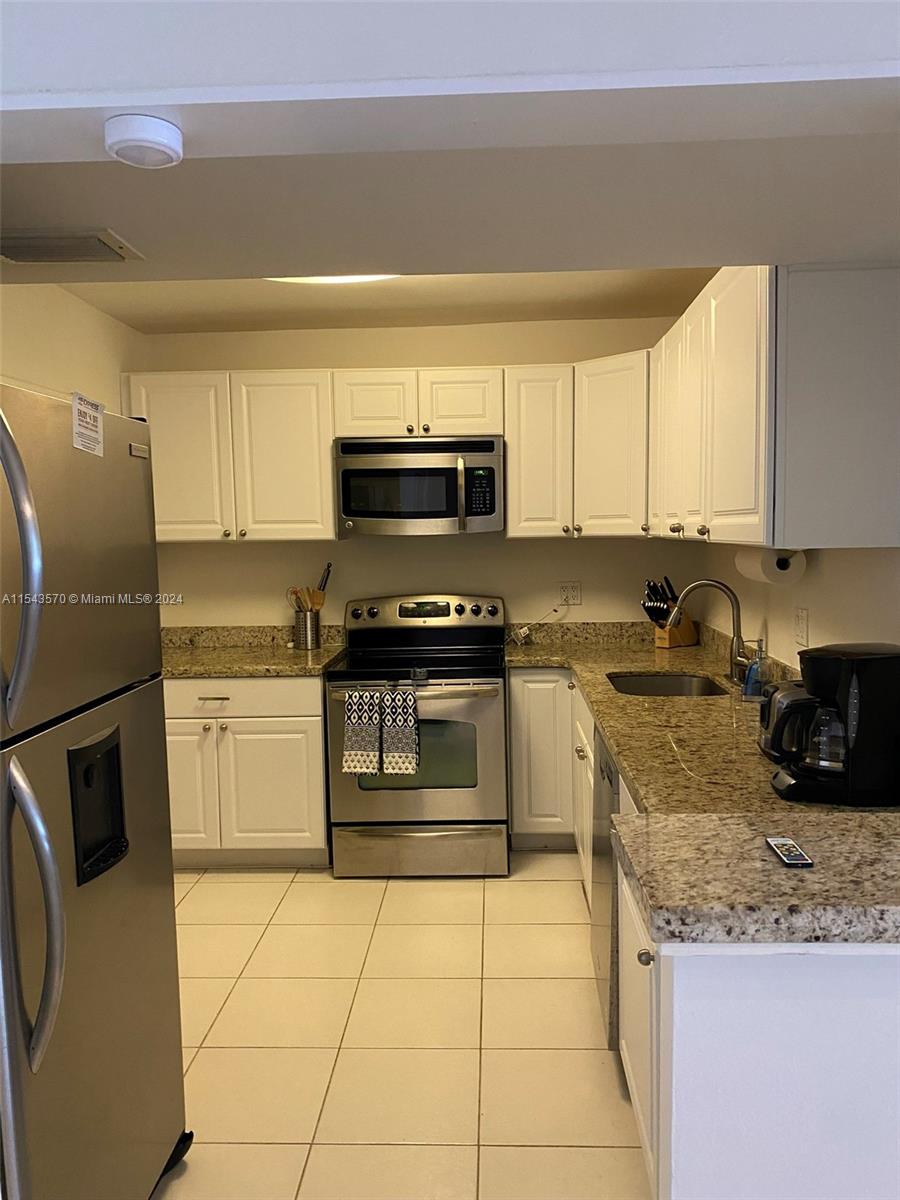 3725 S Ocean Dr 419, Hollywood, Florida 33019, 2 Bedrooms Bedrooms, ,2 BathroomsBathrooms,Residentiallease,For Rent,3725 S Ocean Dr 419,A11543570