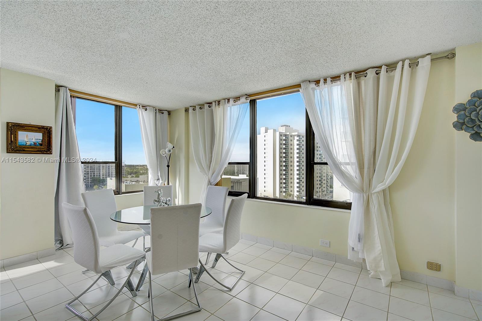 3505 S Ocean Dr 905, Hollywood, Florida 33019, 2 Bedrooms Bedrooms, ,2 BathroomsBathrooms,Residentiallease,For Rent,3505 S Ocean Dr 905,A11543582