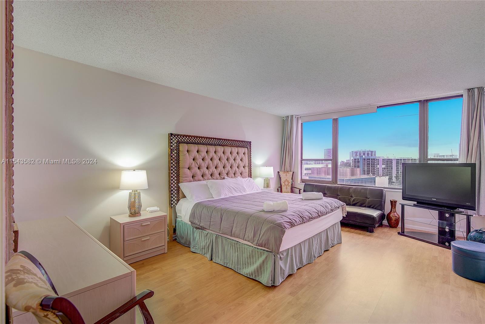 3505 S Ocean Dr 905, Hollywood, Florida 33019, 2 Bedrooms Bedrooms, ,2 BathroomsBathrooms,Residentiallease,For Rent,3505 S Ocean Dr 905,A11543582