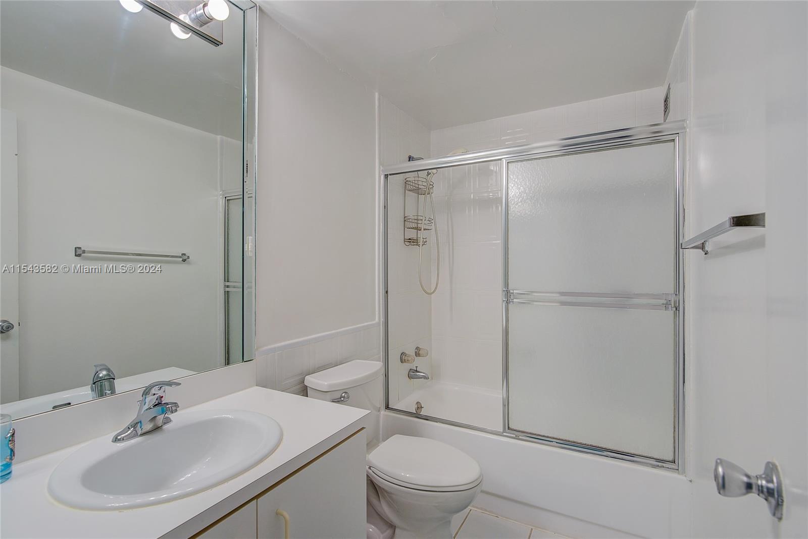 3505 S Ocean Dr 905, Hollywood, Florida 33019, 2 Bedrooms Bedrooms, ,2 BathroomsBathrooms,Residentiallease,For Rent,3505 S Ocean Dr 905,A11543582