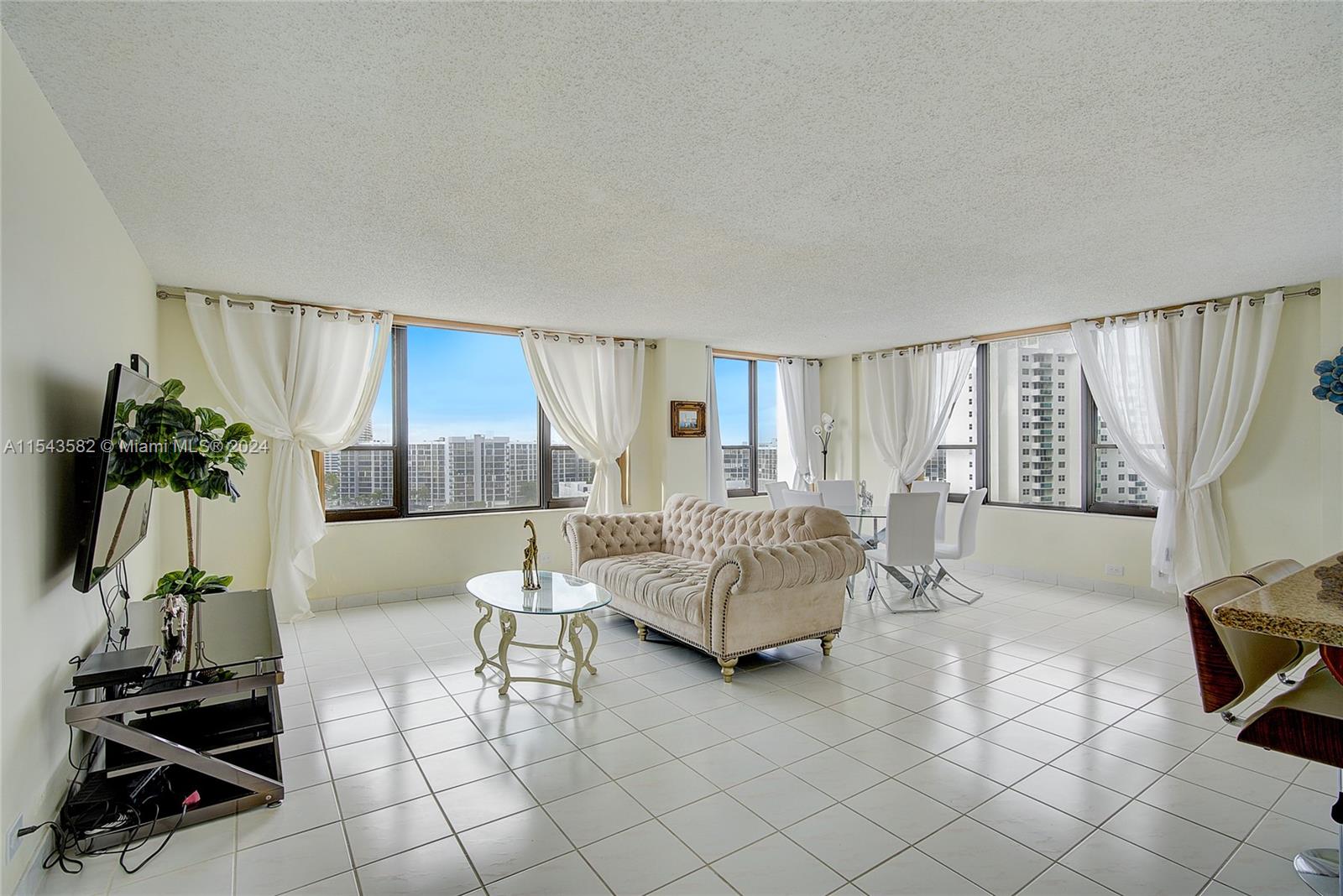 3505 S Ocean Dr 905, Hollywood, Florida 33019, 2 Bedrooms Bedrooms, ,2 BathroomsBathrooms,Residentiallease,For Rent,3505 S Ocean Dr 905,A11543582