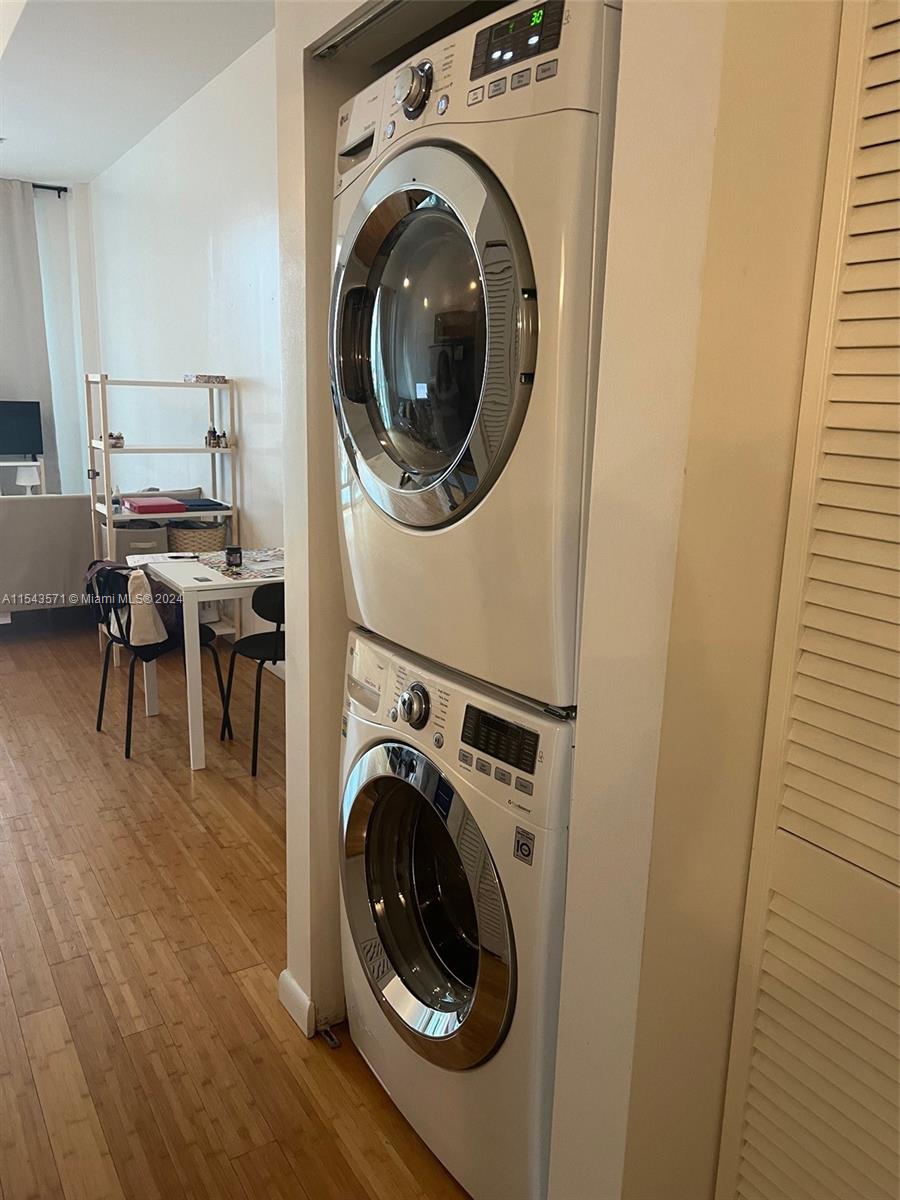 253 NE 2nd St 219, Miami, Florida 33132, ,1 BathroomBathrooms,Residentiallease,For Rent,253 NE 2nd St 219,A11543571