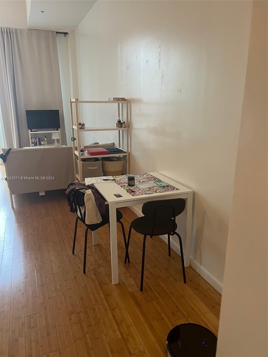 253 NE 2nd St 219, Miami, Florida 33132, ,1 BathroomBathrooms,Residentiallease,For Rent,253 NE 2nd St 219,A11543571