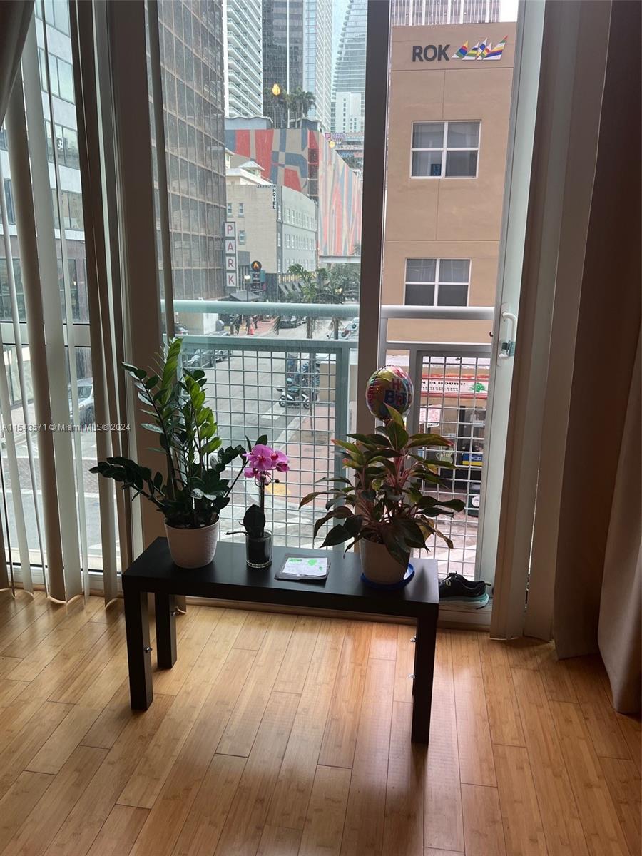 253 NE 2nd St 219, Miami, Florida 33132, ,1 BathroomBathrooms,Residentiallease,For Rent,253 NE 2nd St 219,A11543571