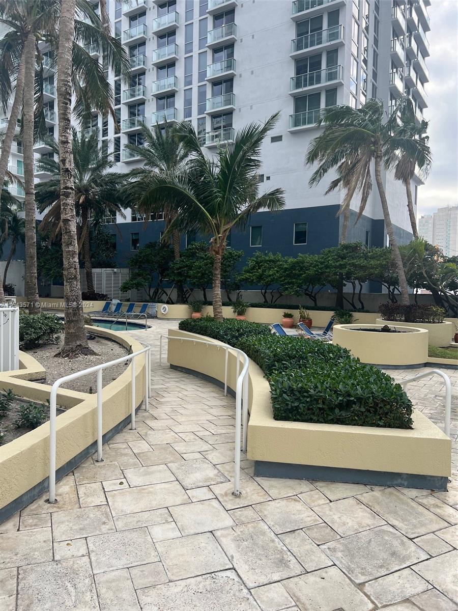 253 NE 2nd St 219, Miami, Florida 33132, ,1 BathroomBathrooms,Residentiallease,For Rent,253 NE 2nd St 219,A11543571