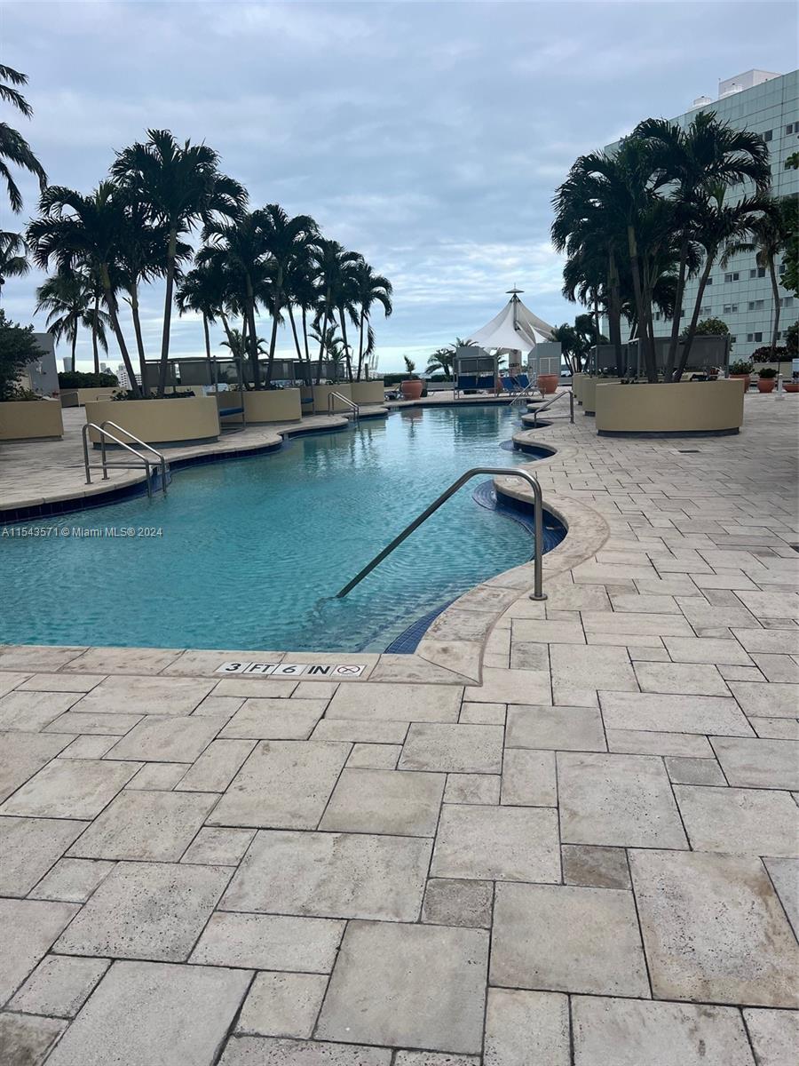 253 NE 2nd St 219, Miami, Florida 33132, ,1 BathroomBathrooms,Residentiallease,For Rent,253 NE 2nd St 219,A11543571