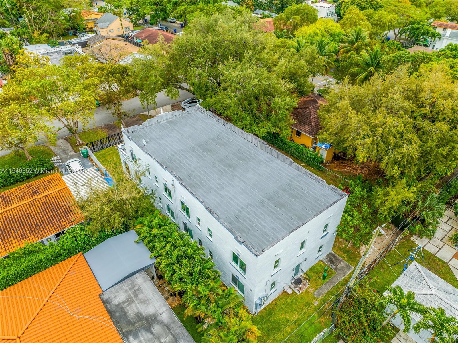 1020 SW 23rd Ave, Miami, Florida 33135, ,Commercialsale,For Sale,1020 SW 23rd Ave,A11540352