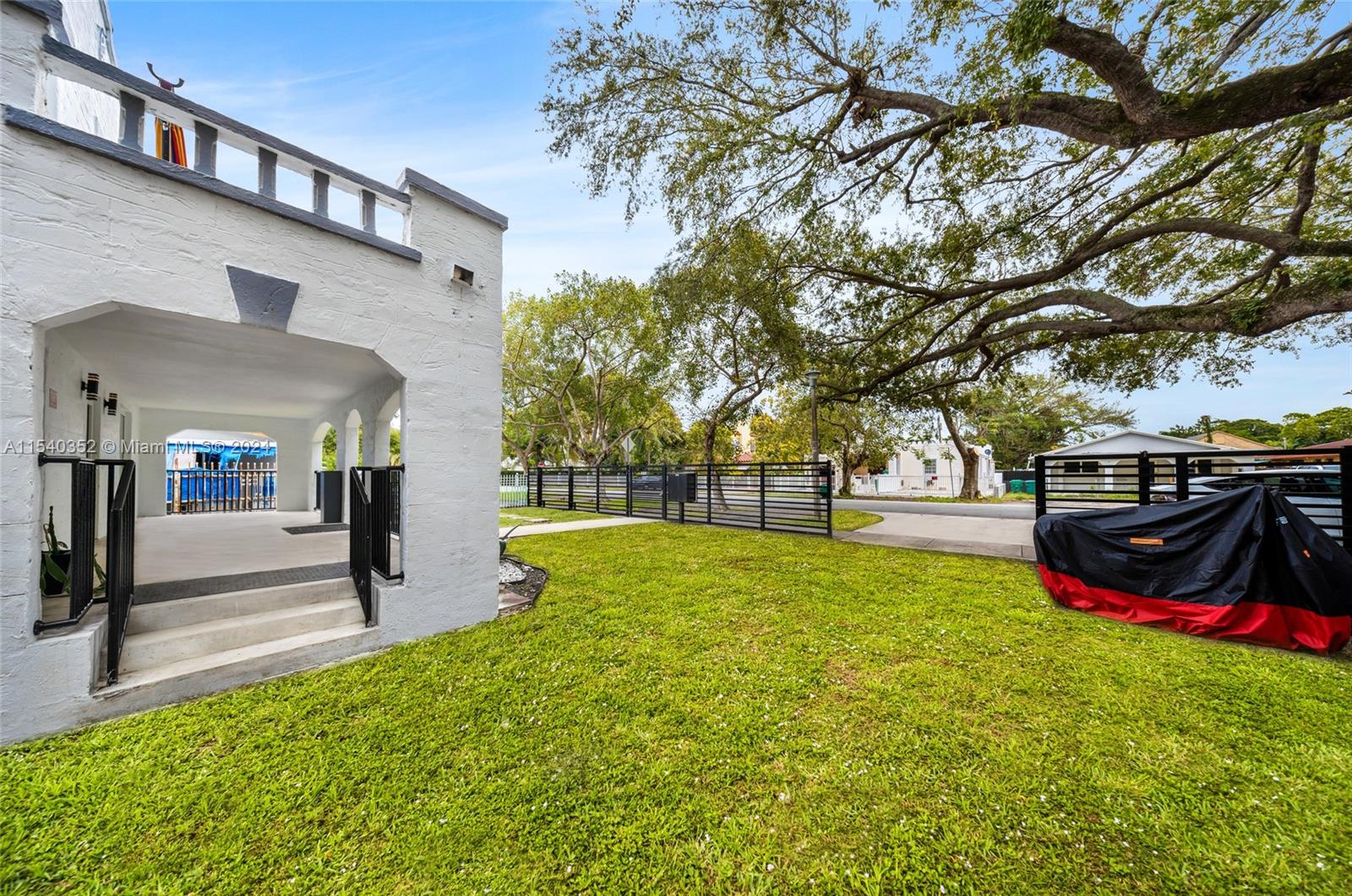 1020 SW 23rd Ave, Miami, Florida 33135, ,Commercialsale,For Sale,1020 SW 23rd Ave,A11540352