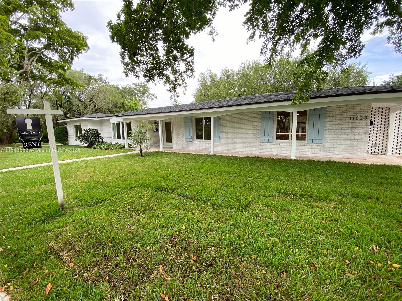 Fully renovated half duplex in Pinecrest. Modern, updated kitchens and baths, impact windows/doors, inside laundry, open floor plan, private backyard and each bedroom with its own bathroom.