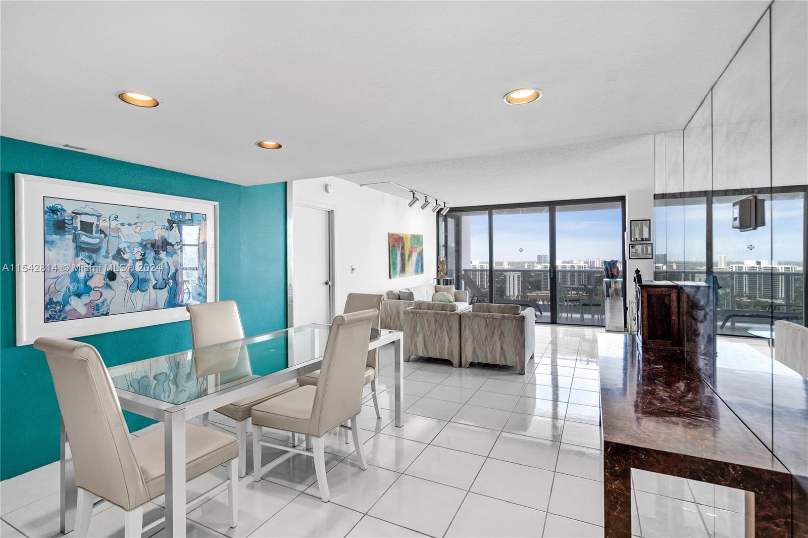 3675 Country Club Dr, Aventura, FL, 33180 United States, 2 Bedrooms Bedrooms, ,2 BathroomsBathrooms,Residential,For Sale,Country Club Dr,A11542814