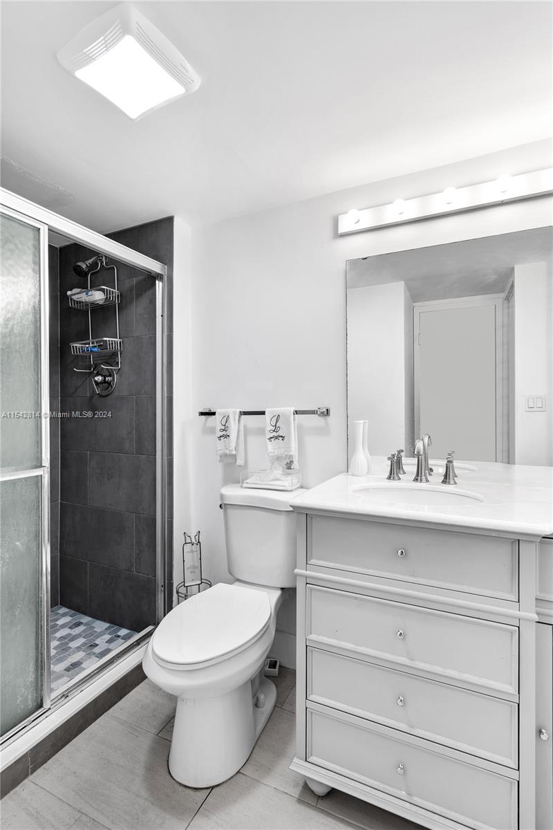 3675 Country Club Dr, Aventura, FL, 33180 United States, 2 Bedrooms Bedrooms, ,2 BathroomsBathrooms,Residential,For Sale,Country Club Dr,A11542814