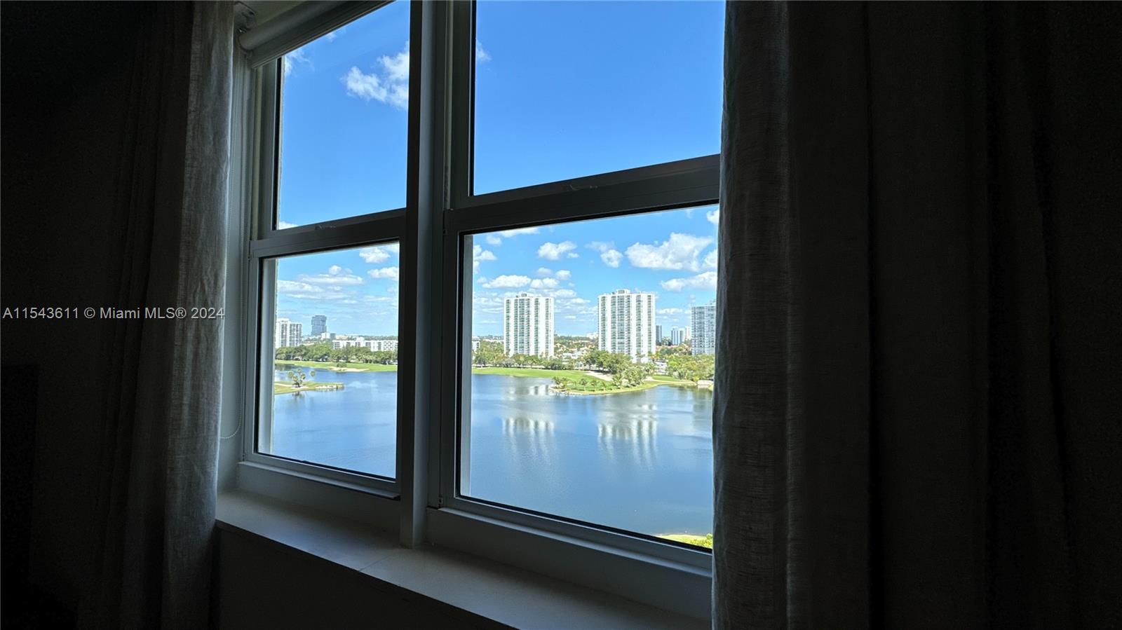 20000 E Country Club Dr 1016, Aventura, Florida 33180, 3 Bedrooms Bedrooms, ,3 BathroomsBathrooms,Residential,For Sale,20000 E Country Club Dr 1016,A11543611