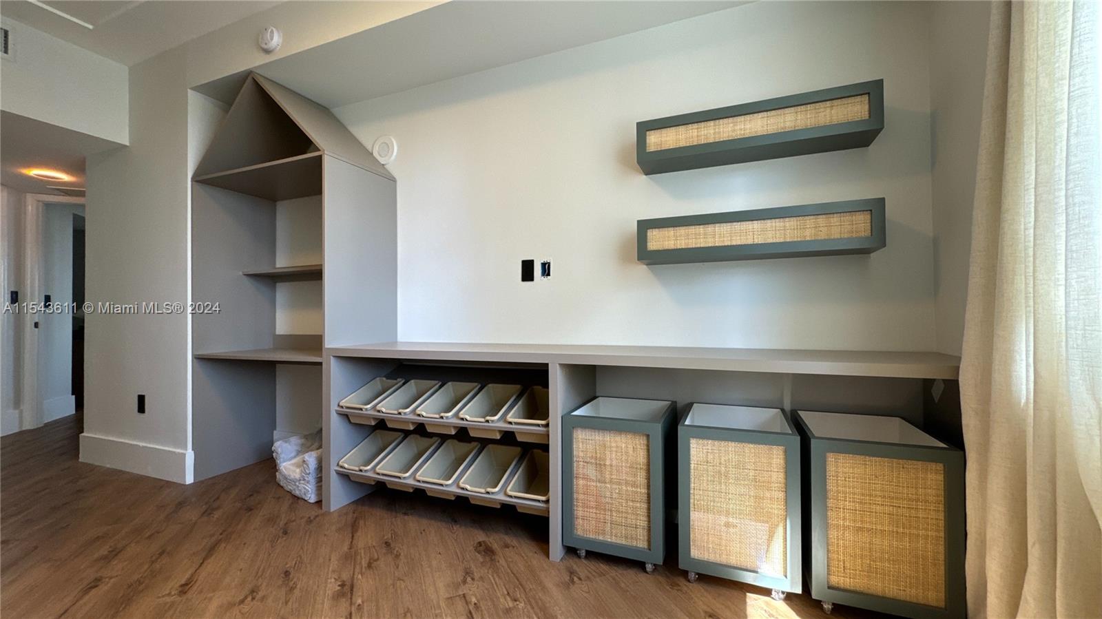 20000 E Country Club Dr 1016, Aventura, Florida 33180, 3 Bedrooms Bedrooms, ,3 BathroomsBathrooms,Residential,For Sale,20000 E Country Club Dr 1016,A11543611