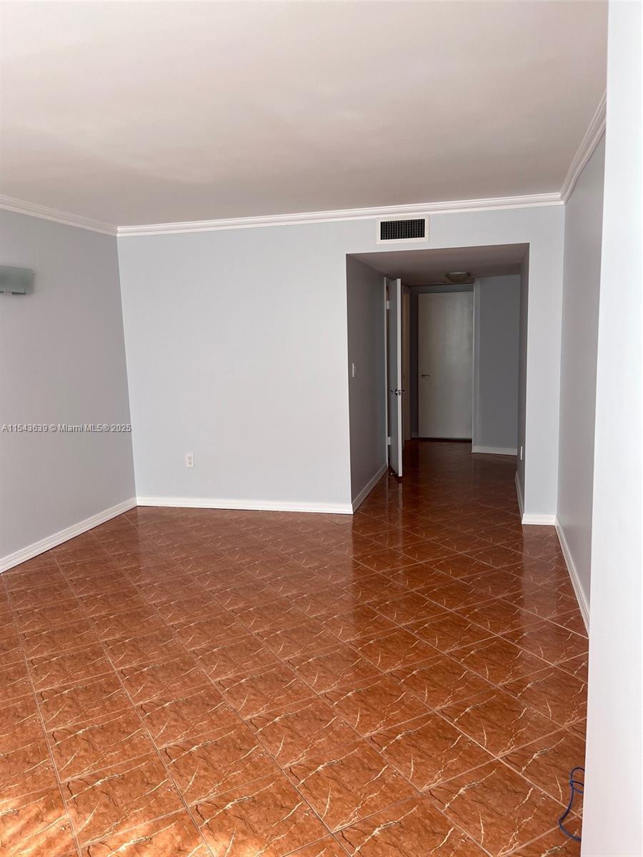 2801 183rd St, Aventura, FL, 33160 United States, 1 Bedroom Bedrooms, ,2 BathroomsBathrooms,Residential,For Sale,183rd St,A11543639