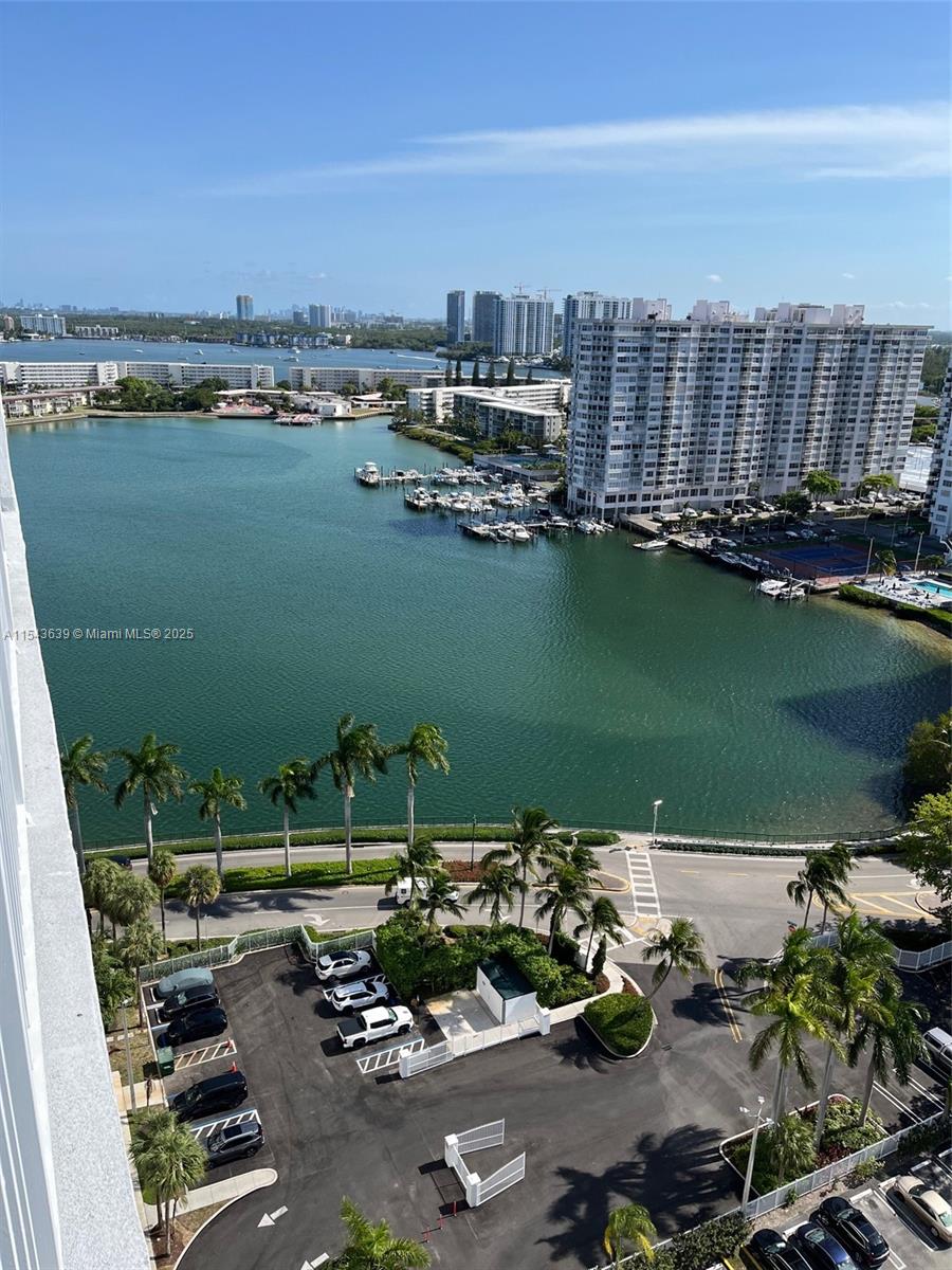 2801 183rd St, Aventura, FL, 33160 United States, 1 Bedroom Bedrooms, ,2 BathroomsBathrooms,Residential,For Sale,183rd St,A11543639