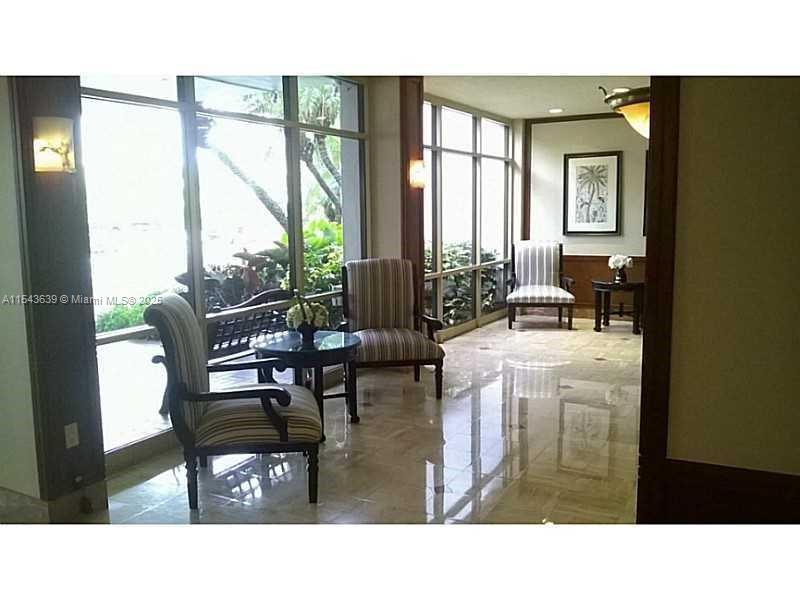 2801 183rd St, Aventura, FL, 33160 United States, 1 Bedroom Bedrooms, ,2 BathroomsBathrooms,Residential,For Sale,183rd St,A11543639