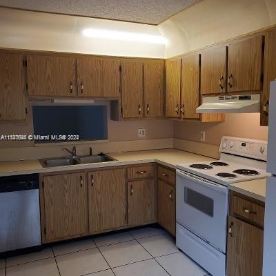 7951 Southgate Blvd, North Lauderdale, Florida 33068, ,Commercialsale,For Sale,7951 Southgate Blvd,A11543645