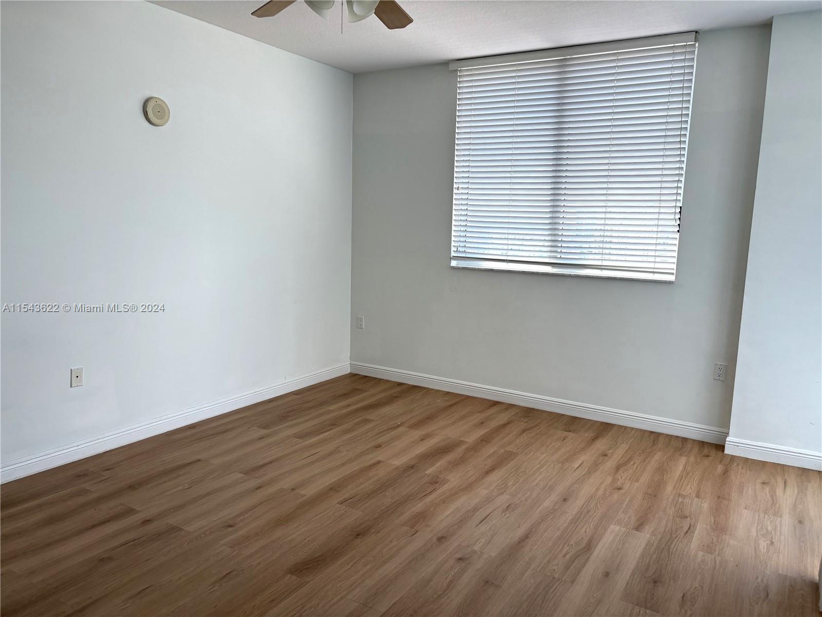 1755 E Hallandale Beach Blvd 1507E, Hallandale Beach, Florida 33009, 2 Bedrooms Bedrooms, ,2 BathroomsBathrooms,Residentiallease,For Rent,1755 E Hallandale Beach Blvd 1507E,A11543622