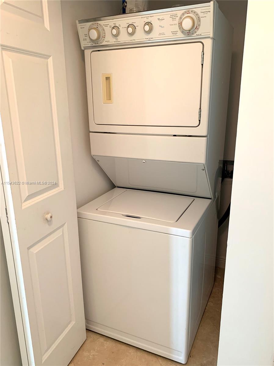 1755 E Hallandale Beach Blvd 1507E, Hallandale Beach, Florida 33009, 2 Bedrooms Bedrooms, ,2 BathroomsBathrooms,Residentiallease,For Rent,1755 E Hallandale Beach Blvd 1507E,A11543622