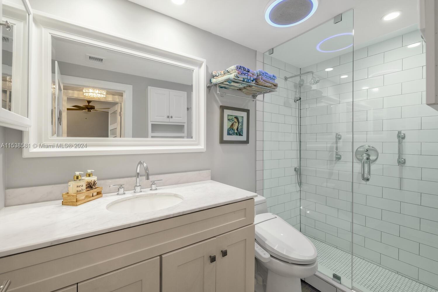 3200 36th St, Fort Lauderdale, FL, 33308 United States, 2 Bedrooms Bedrooms, ,2 BathroomsBathrooms,Residential,For Sale,36th St,A11538581