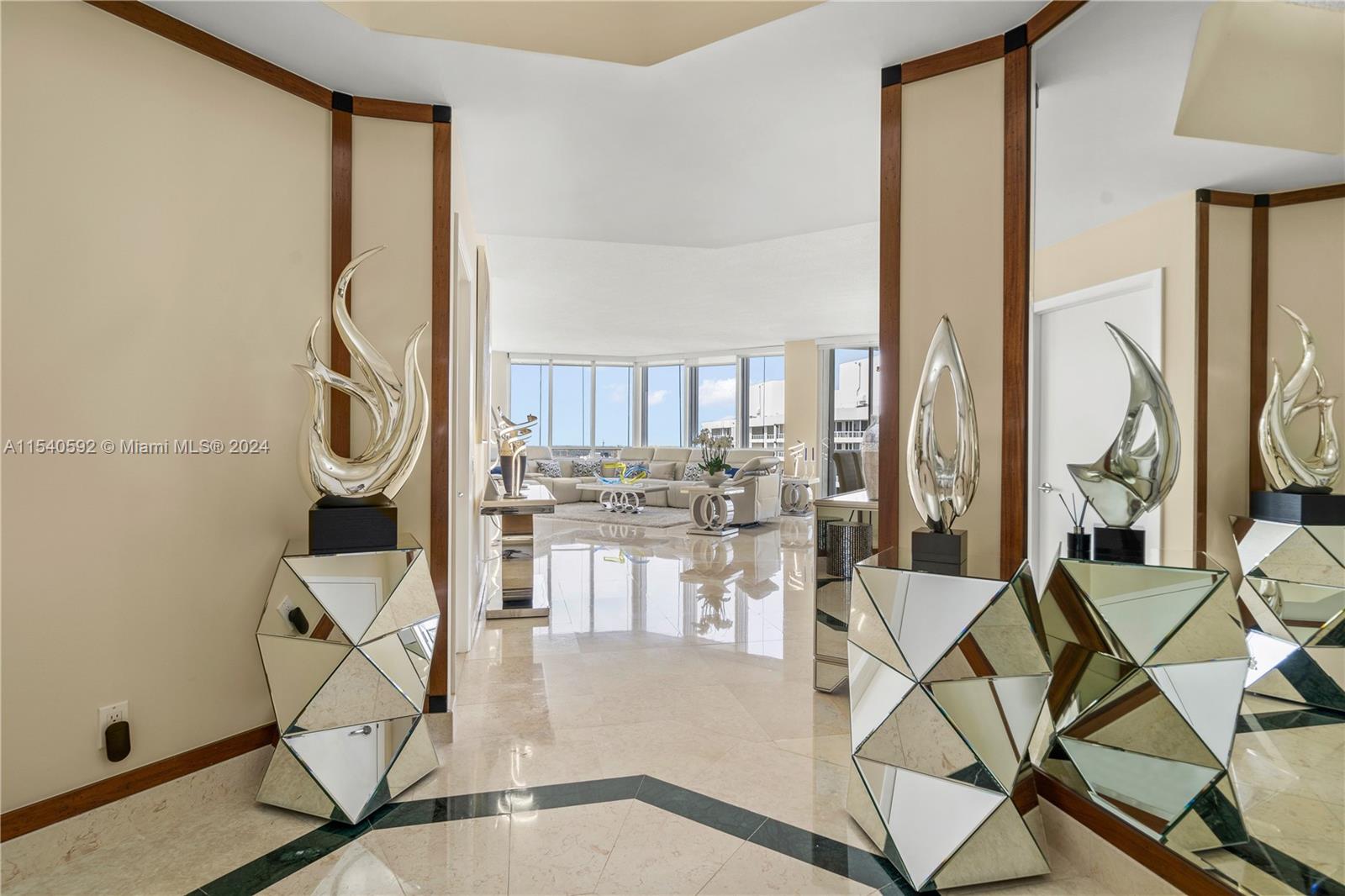 21150 Point Pl, Aventura, FL, 33180 United States, 2 Bedrooms Bedrooms, ,2 BathroomsBathrooms,Residential,For Sale,Point Pl,A11540592