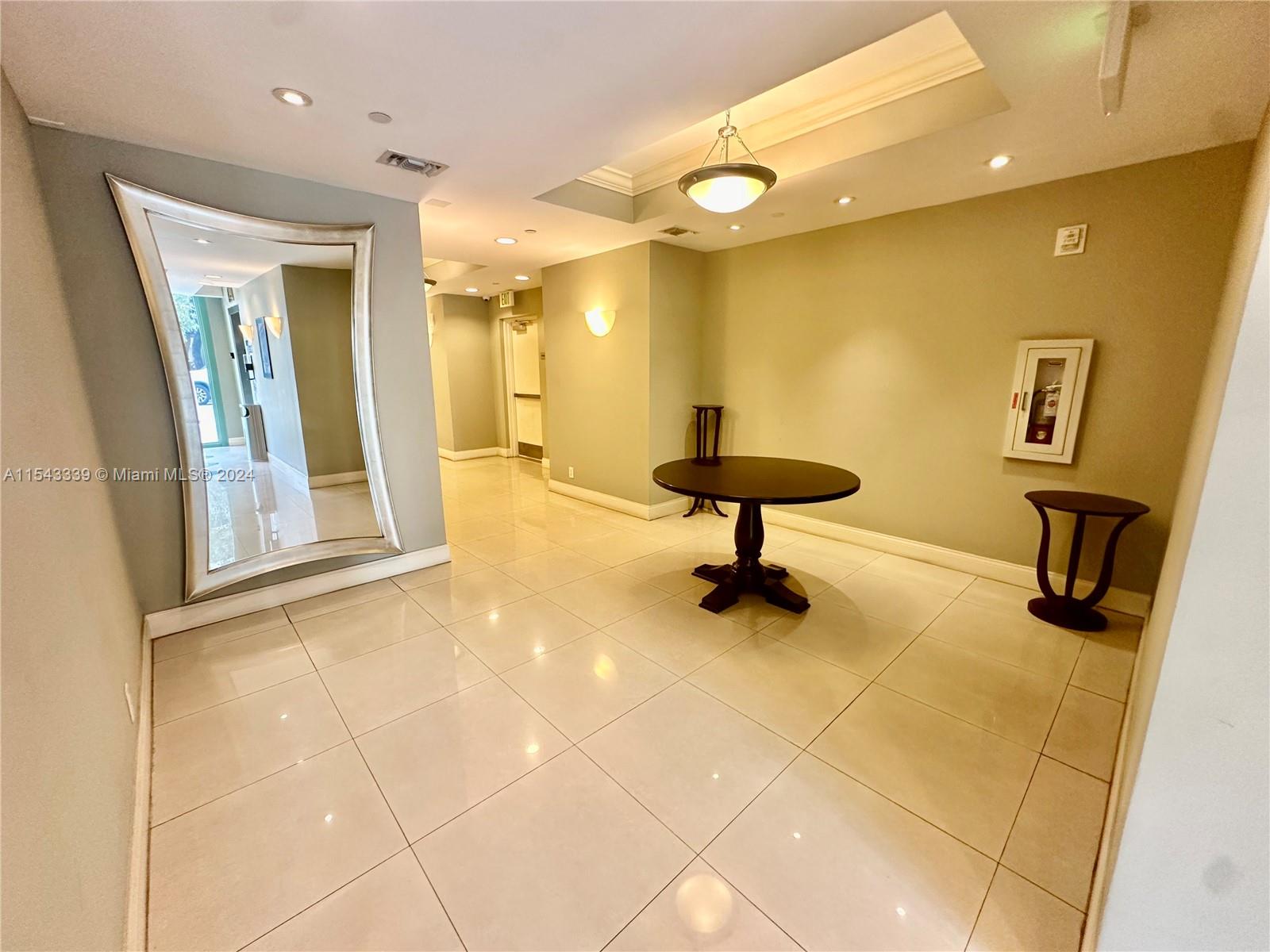 111 E Flagler St 910, Miami, Florida 33131, 1 Bedroom Bedrooms, ,1 BathroomBathrooms,Residential,For Sale,111 E Flagler St 910,A11543339