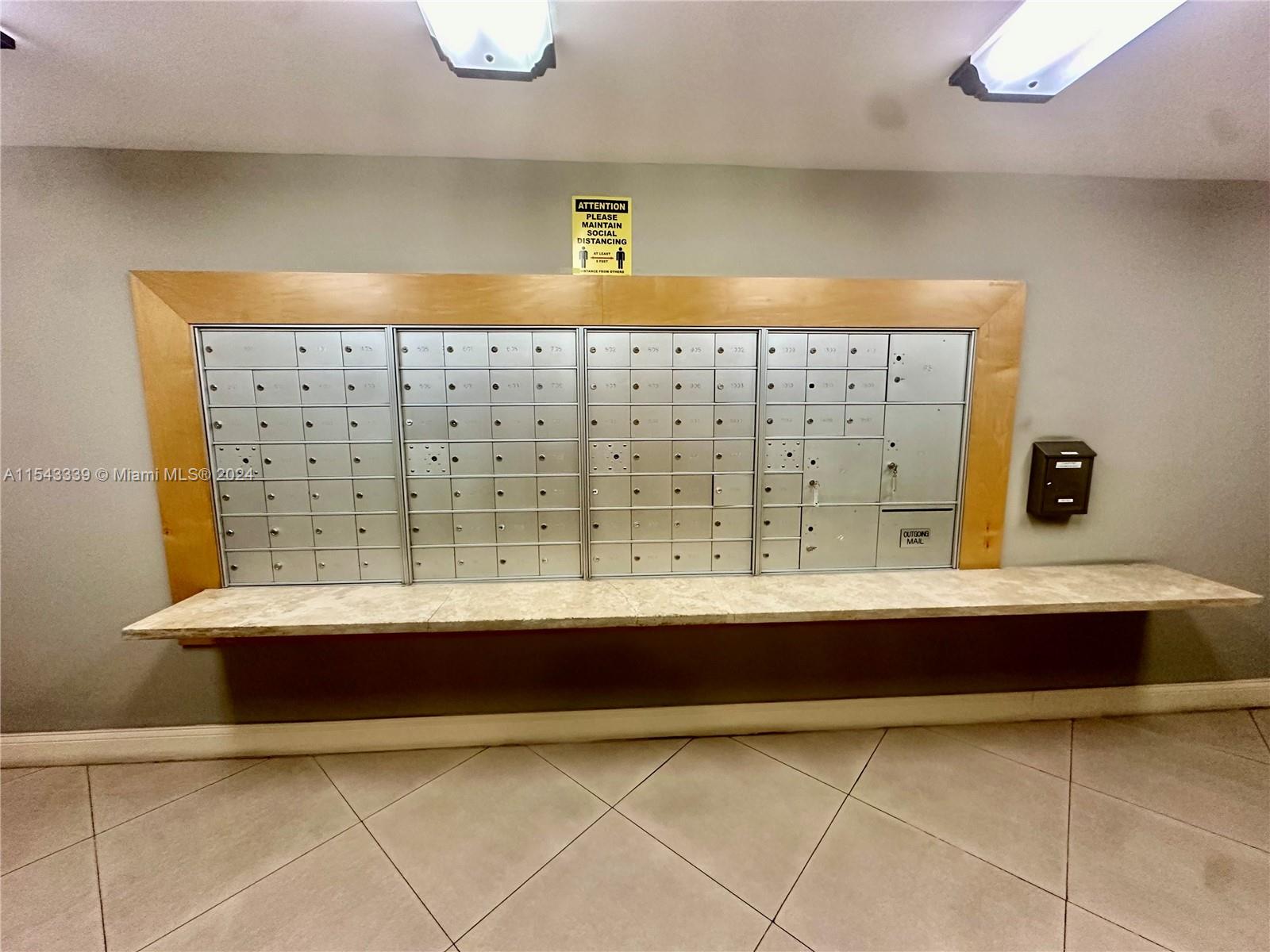 111 E Flagler St 910, Miami, Florida 33131, 1 Bedroom Bedrooms, ,1 BathroomBathrooms,Residential,For Sale,111 E Flagler St 910,A11543339