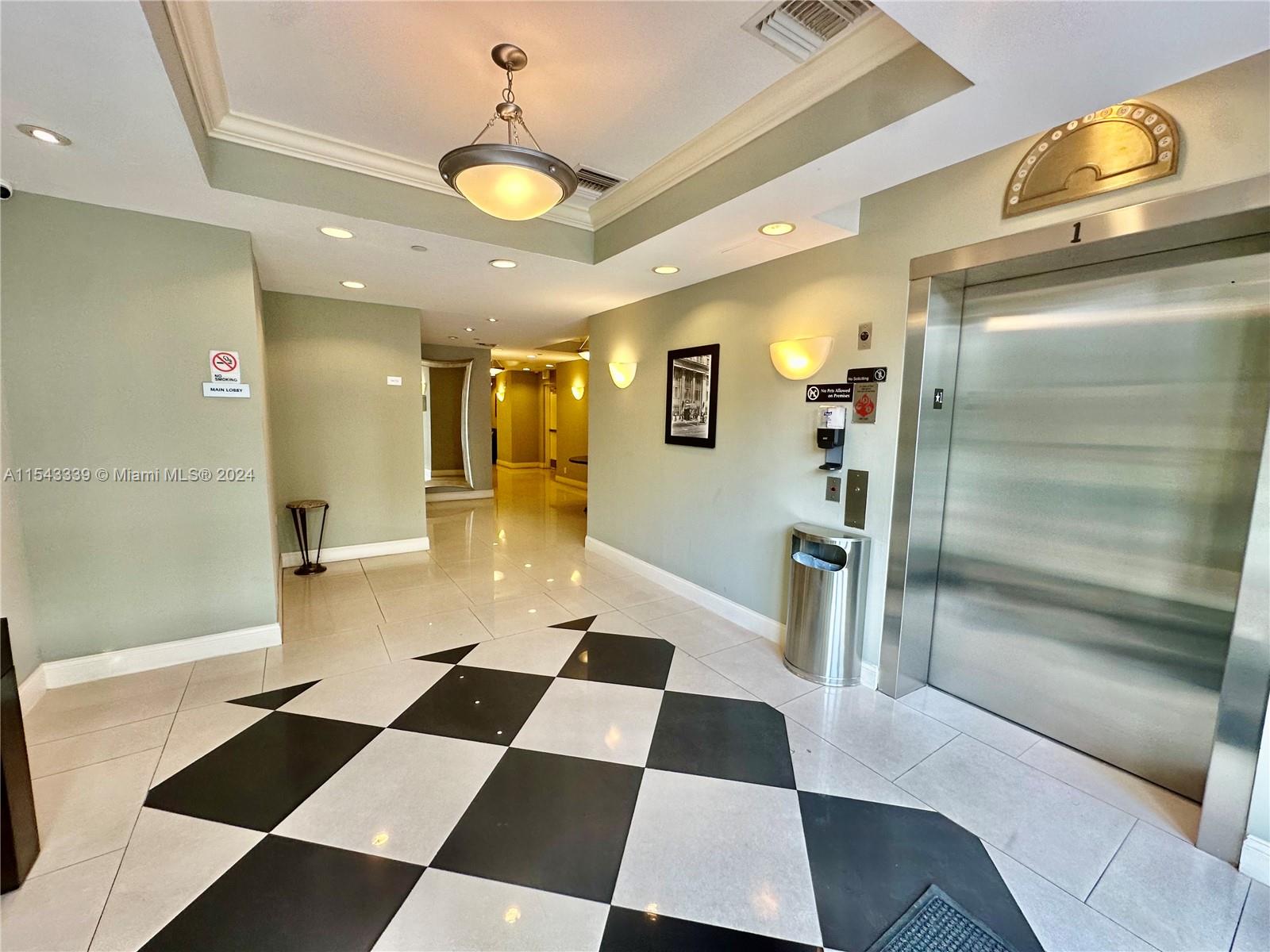 111 E Flagler St 910, Miami, Florida 33131, 1 Bedroom Bedrooms, ,1 BathroomBathrooms,Residential,For Sale,111 E Flagler St 910,A11543339
