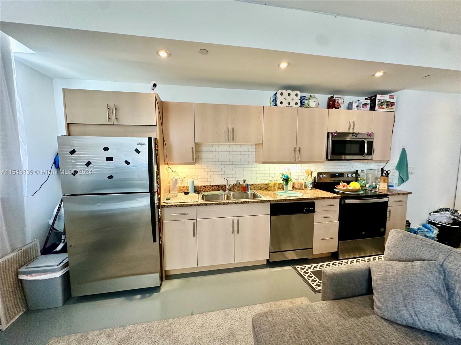 111 E Flagler St 910, Miami, Florida 33131, 1 Bedroom Bedrooms, ,1 BathroomBathrooms,Residential,For Sale,111 E Flagler St 910,A11543339