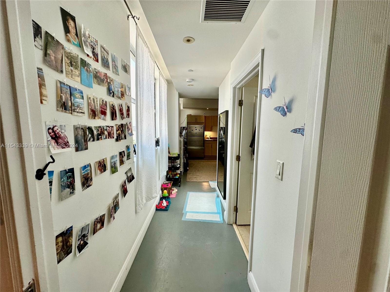 111 E Flagler St 910, Miami, Florida 33131, 1 Bedroom Bedrooms, ,1 BathroomBathrooms,Residential,For Sale,111 E Flagler St 910,A11543339