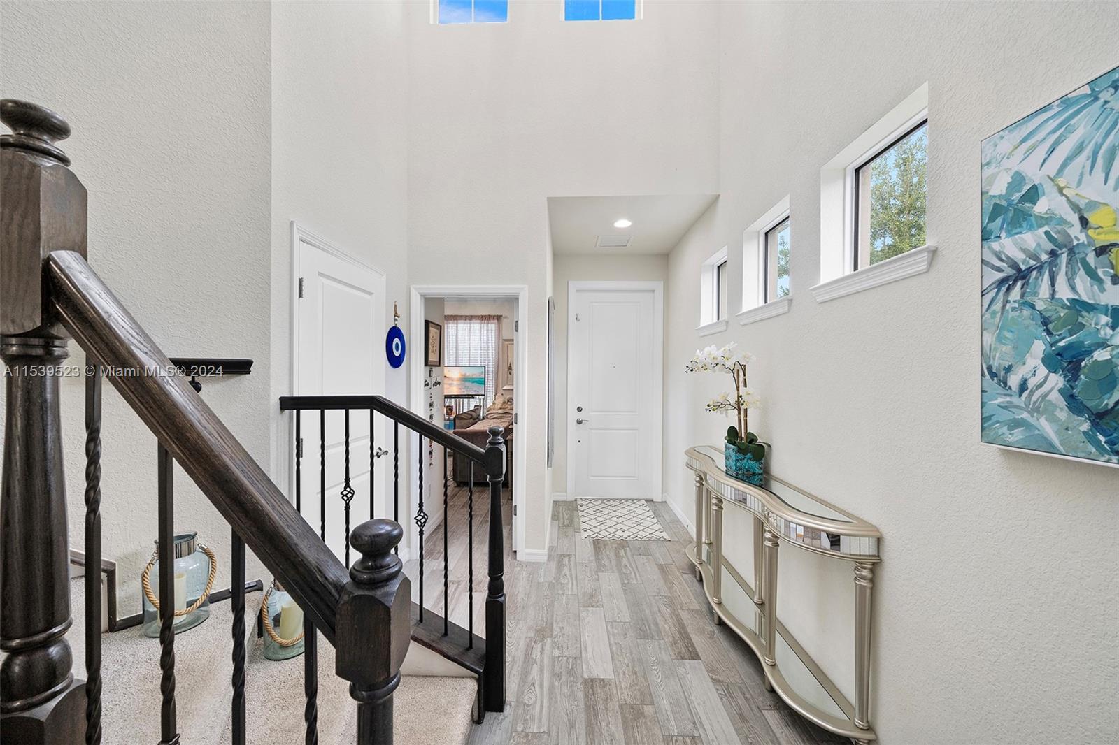 4320 Large Leaf Lane, Hollywood, Florida 33021, 5 Bedrooms Bedrooms, ,3 BathroomsBathrooms,Residential,For Sale,4320 Large Leaf Lane,A11539523