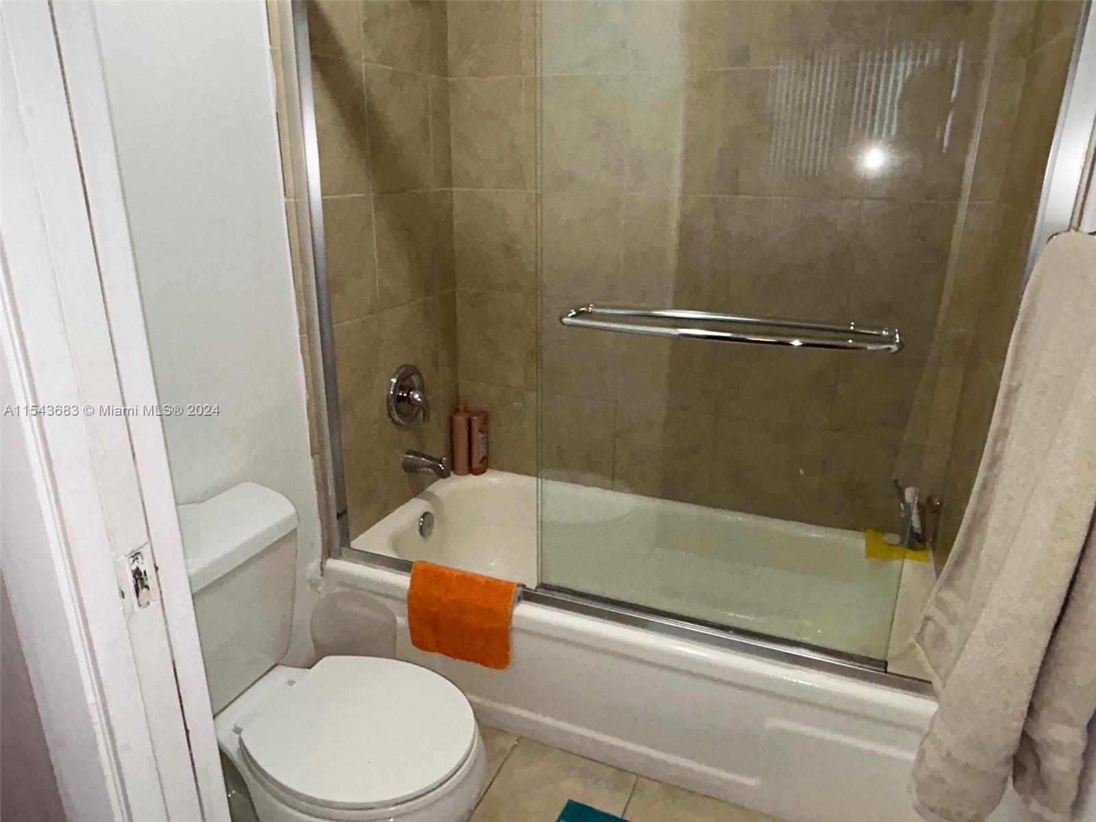 600 Three Islands Blvd 118, Hallandale Beach, Florida 33009, 1 Bedroom Bedrooms, ,1 BathroomBathrooms,Residential,For Sale,600 Three Islands Blvd 118,A11543683