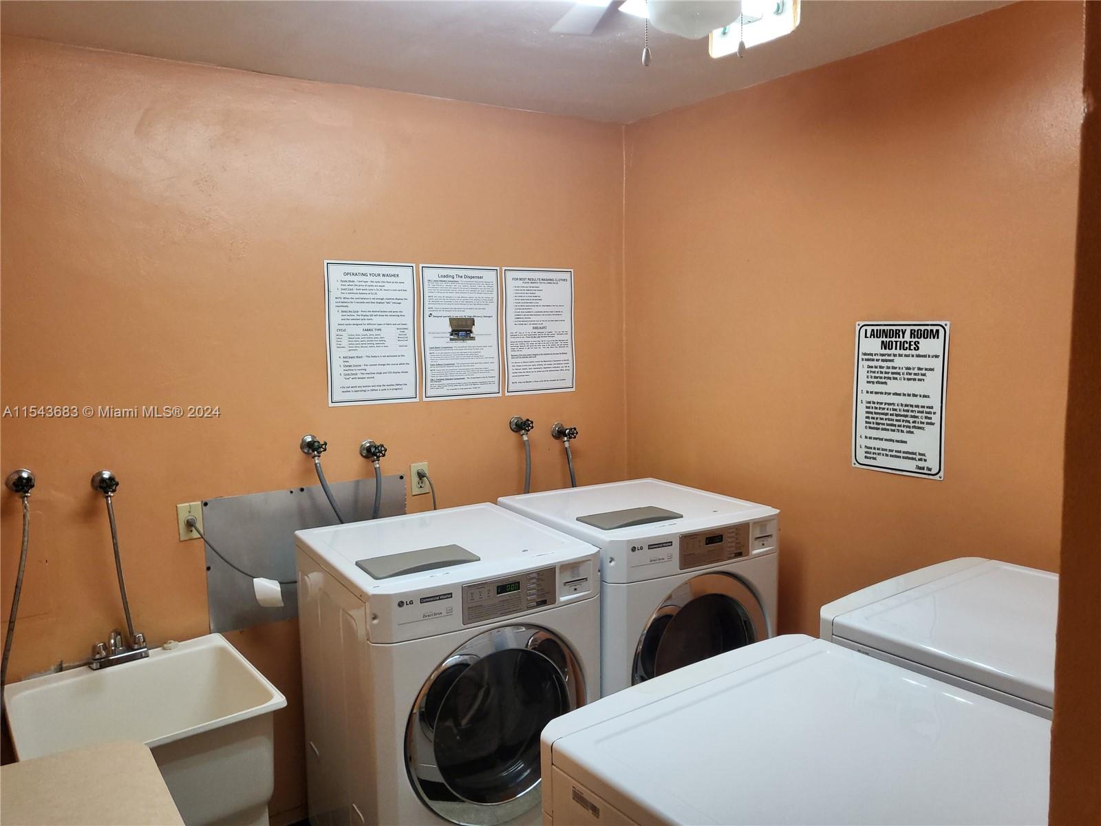 600 Three Islands Blvd 118, Hallandale Beach, Florida 33009, 1 Bedroom Bedrooms, ,1 BathroomBathrooms,Residential,For Sale,600 Three Islands Blvd 118,A11543683