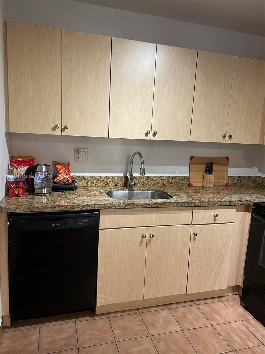 600 Three Islands Blvd 118, Hallandale Beach, Florida 33009, 1 Bedroom Bedrooms, ,1 BathroomBathrooms,Residential,For Sale,600 Three Islands Blvd 118,A11543683