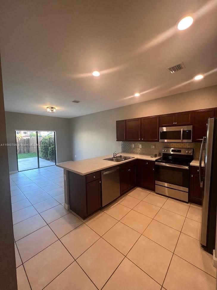 3763 SE 2nd St, Homestead, Florida 33033, 3 Bedrooms Bedrooms, ,2 BathroomsBathrooms,Residential,For Sale,3763 SE 2nd St,A11543705