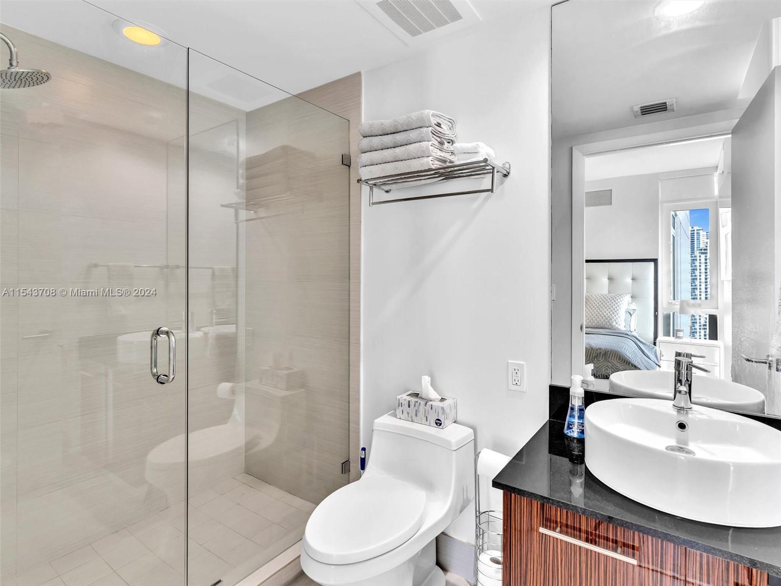 3951 S Ocean Dr 1603, Hollywood, Florida 33019, 4 Bedrooms Bedrooms, ,4 BathroomsBathrooms,Residential,For Sale,3951 S Ocean Dr 1603,A11543708