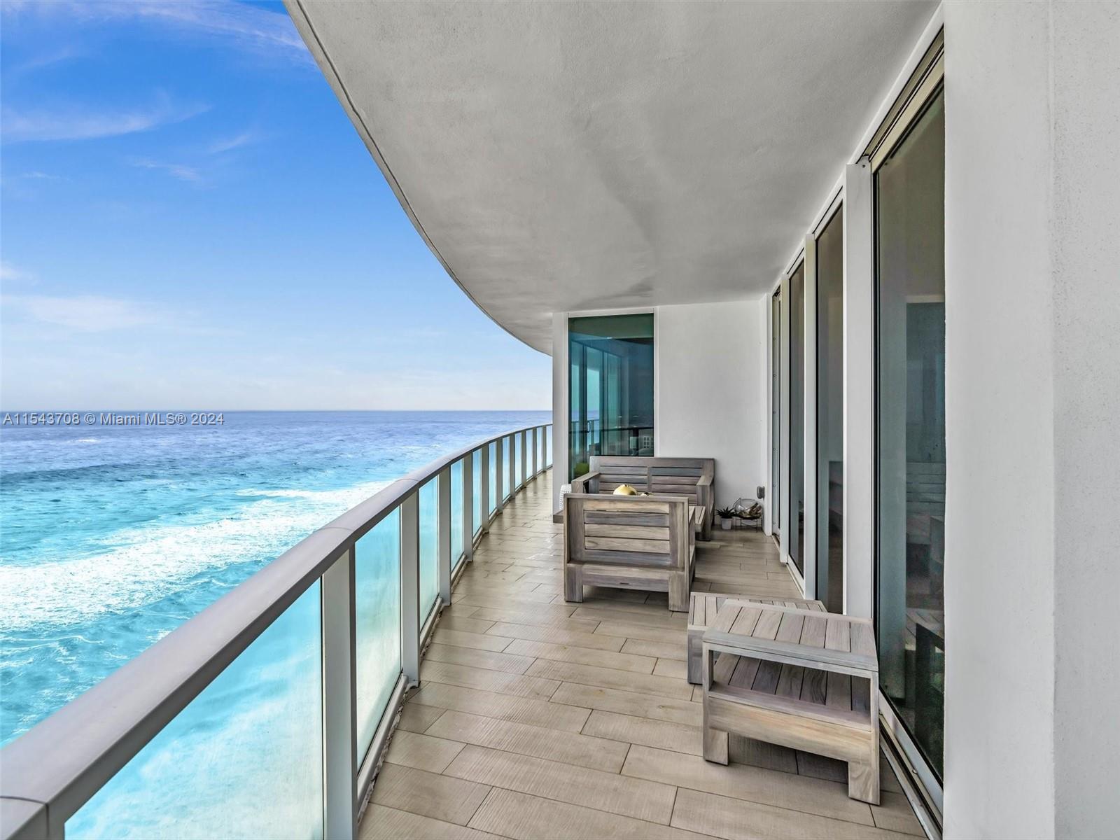 3951 Ocean Dr, Hollywood, FL, 33019 United States, 4 Bedrooms Bedrooms, ,4 BathroomsBathrooms,Residential,For Sale,Ocean Dr,A11543708