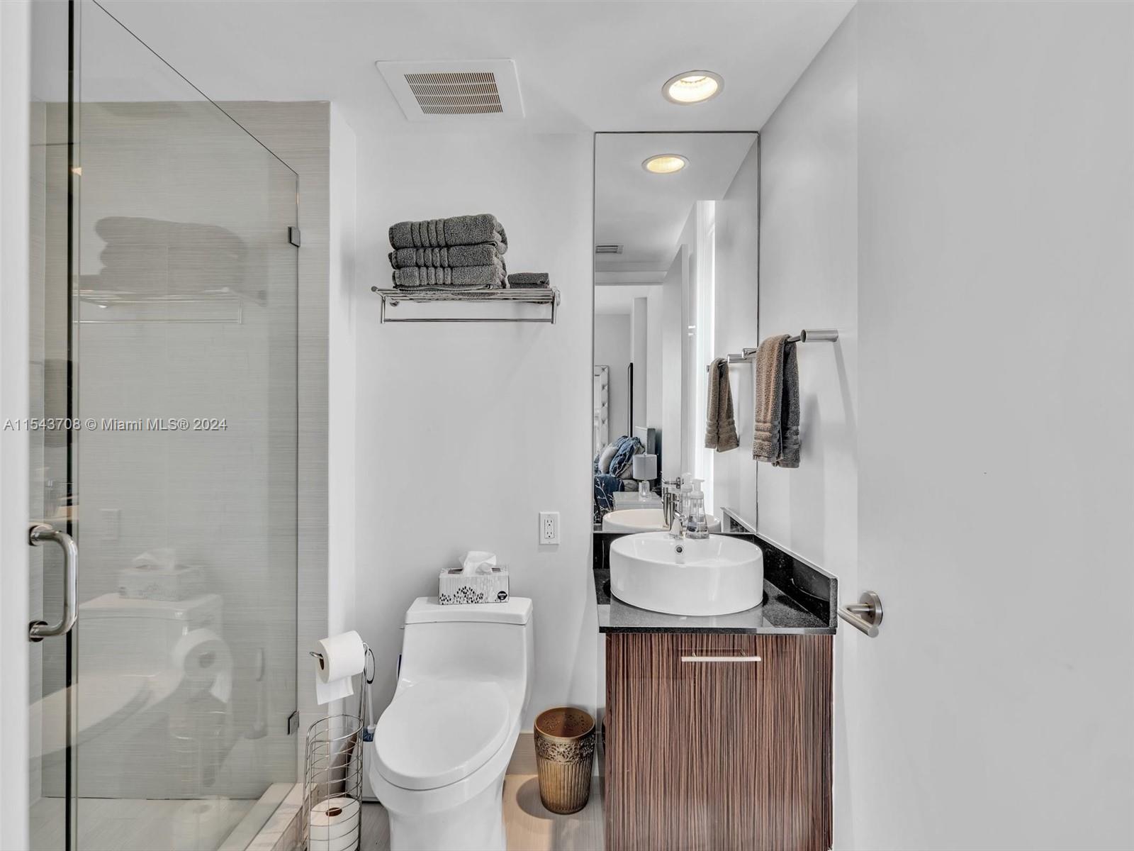 3951 S Ocean Dr 1603, Hollywood, Florida 33019, 4 Bedrooms Bedrooms, ,4 BathroomsBathrooms,Residential,For Sale,3951 S Ocean Dr 1603,A11543708