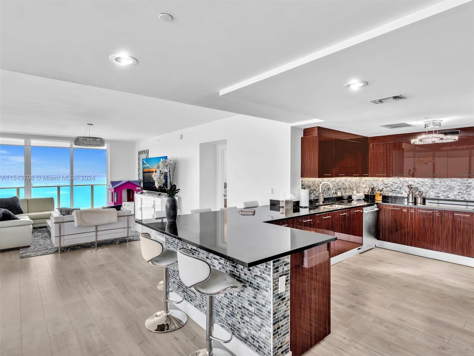 3951 Ocean Dr, Hollywood, FL, 33019 United States, 4 Bedrooms Bedrooms, ,4 BathroomsBathrooms,Residential,For Sale,Ocean Dr,A11543708