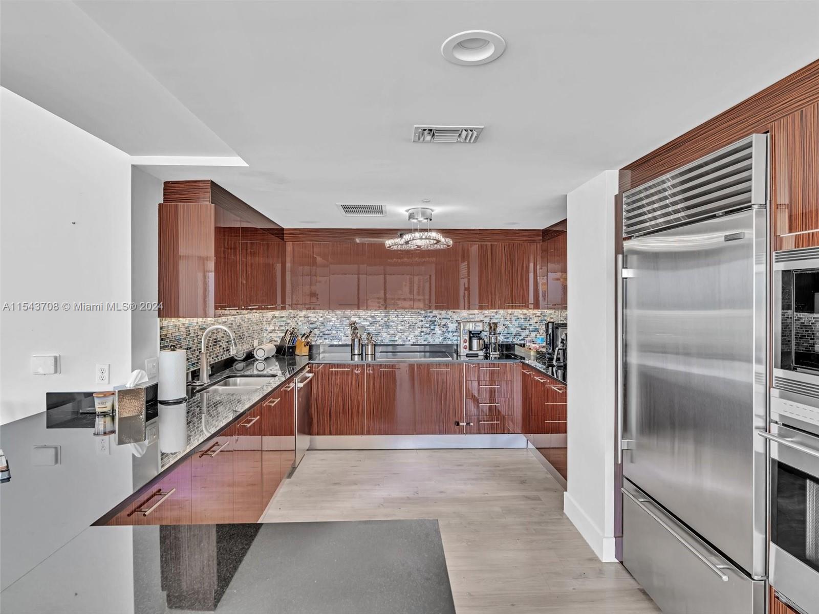 3951 Ocean Dr, Hollywood, FL, 33019 United States, 4 Bedrooms Bedrooms, ,4 BathroomsBathrooms,Residential,For Sale,Ocean Dr,A11543708