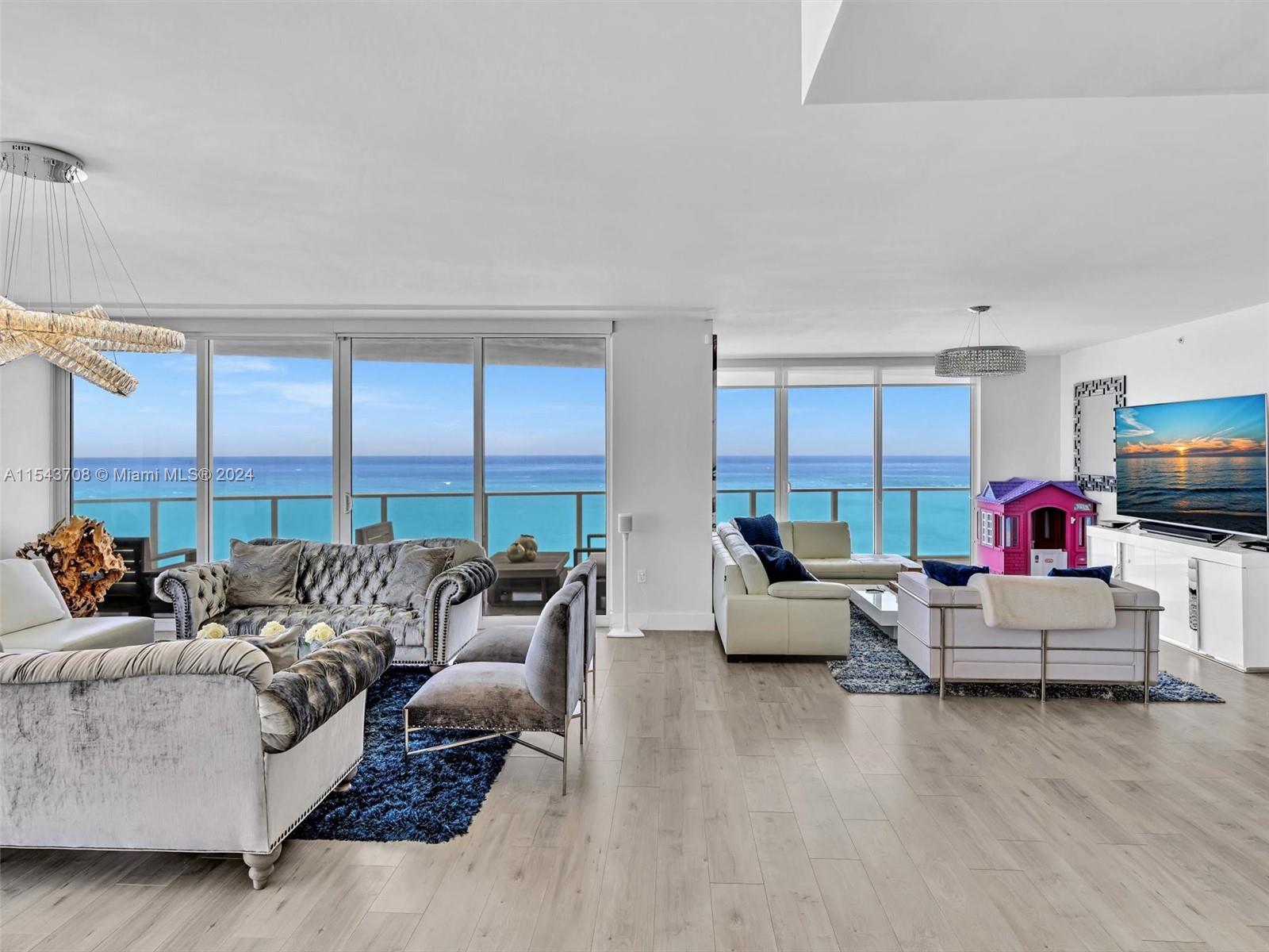 3951 Ocean Dr, Hollywood, FL, 33019 United States, 4 Bedrooms Bedrooms, ,4 BathroomsBathrooms,Residential,For Sale,Ocean Dr,A11543708