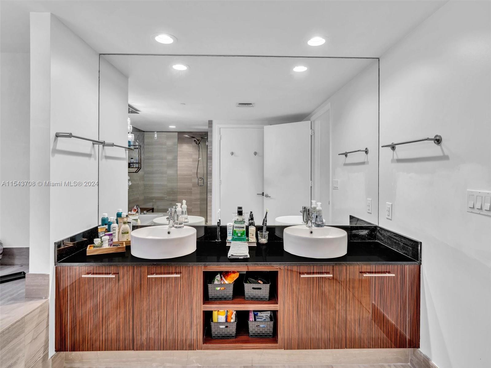 3951 S Ocean Dr 1603, Hollywood, Florida 33019, 4 Bedrooms Bedrooms, ,4 BathroomsBathrooms,Residential,For Sale,3951 S Ocean Dr 1603,A11543708