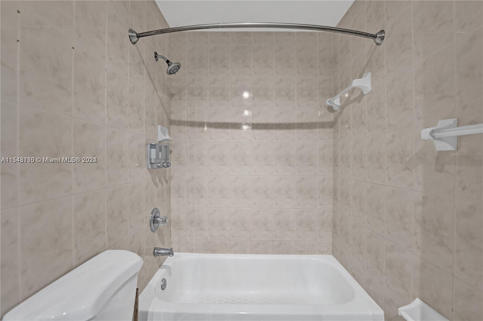 2745 SW 17th St 2745, Miami, Florida 33145, 4 Bedrooms Bedrooms, ,3 BathroomsBathrooms,Residentiallease,For Rent,2745 SW 17th St 2745,A11543710