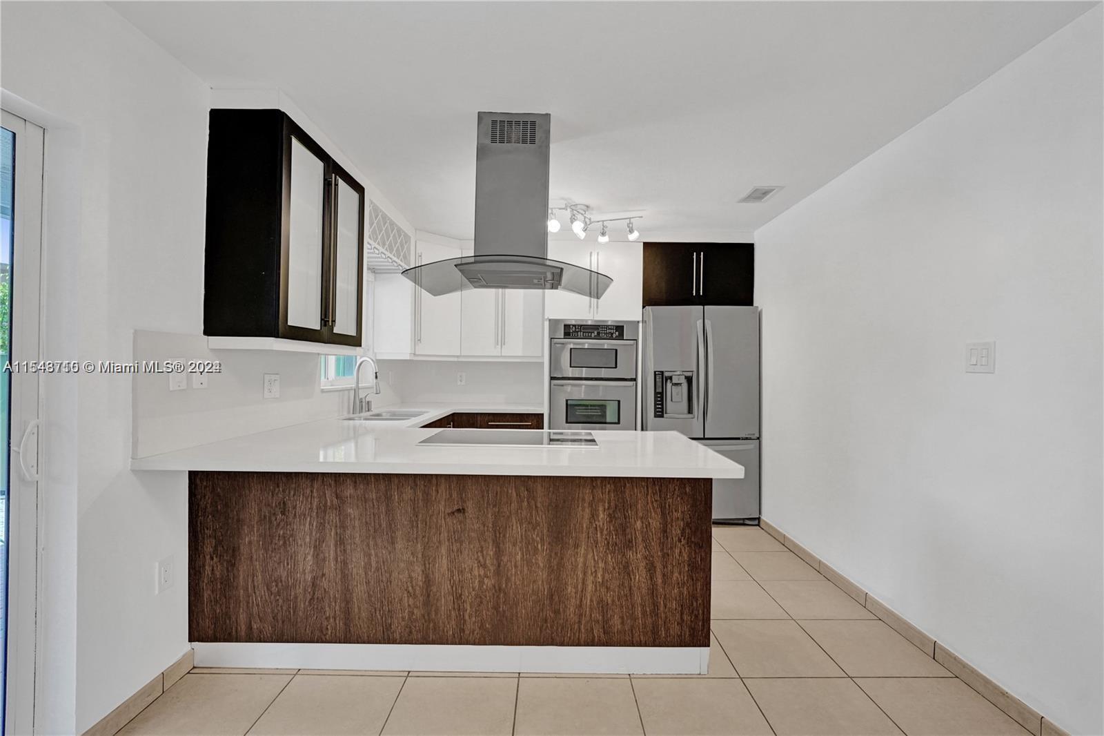 2745 SW 17th St 2745, Miami, Florida 33145, 4 Bedrooms Bedrooms, ,3 BathroomsBathrooms,Residentiallease,For Rent,2745 SW 17th St 2745,A11543710